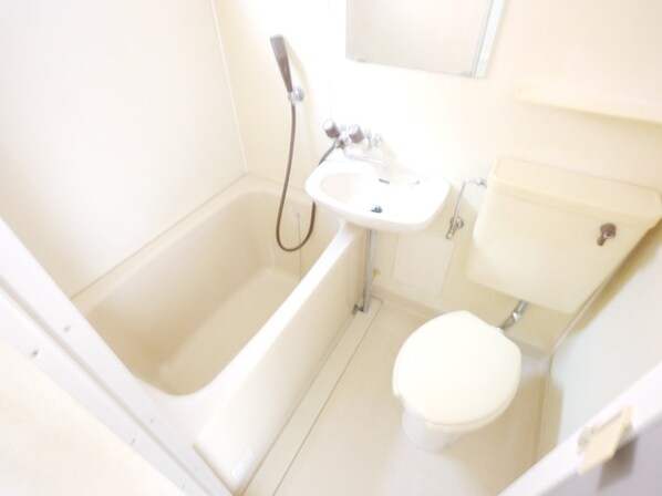 ReDEAL新所沢の物件内観写真